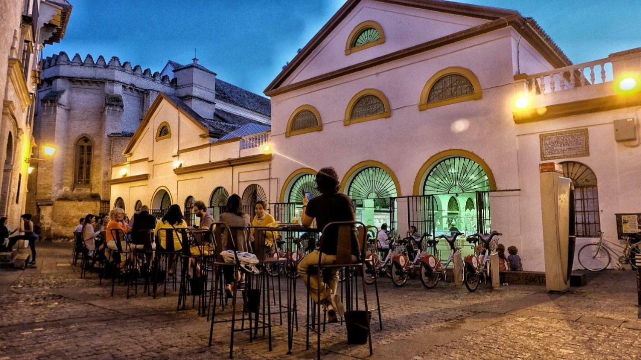 Pasaje Amores Iz. - Tranquilidad Y Vida Cultural En Centro Sevilla 4Px Exterior foto